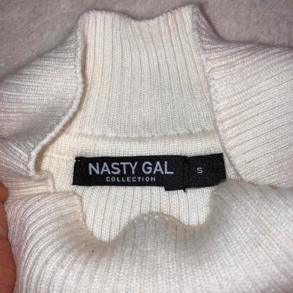 Nasty Gal Womens Cream Crop-top